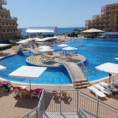 Apartament Midia Family - S Vyhledem Na Aheloy