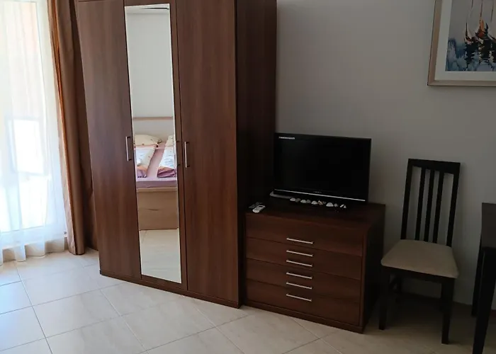 Midia Family - S Vyhledem Na * Ахелой